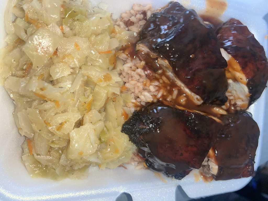 Momma Q's Kitchen